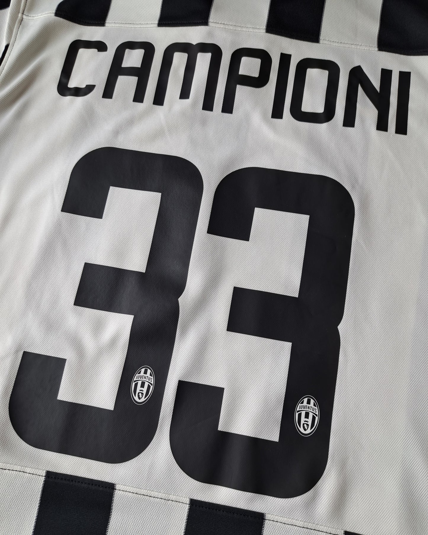 Juventus 2014-15 Home Shirt (Campioni #33)