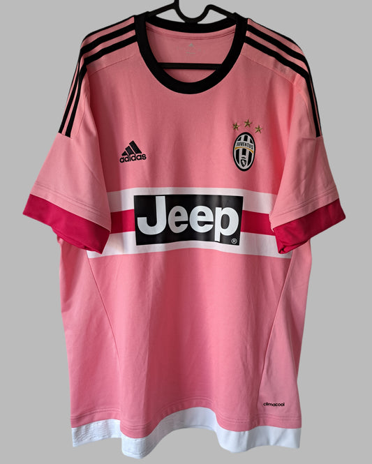 Juventus 2015-16 Home Shirt